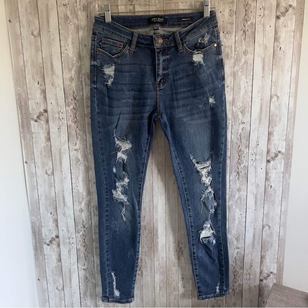 Judy Blue Ankle Distressed Blue Jeans 27